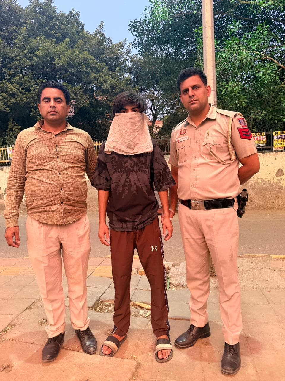 नरेला NIA थाना पुलिस ने होलंबी खुर्द में हुए मर्डर मिस्ट्री को 24 घंटे के भीतर सुलझाई! आगरा से दो आरोपियों को दबोचा