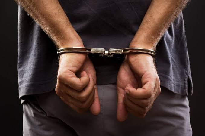 Delhi : शाहदरा पुलिस का बड़ा एक्शनः 73 केसों का हिस्ट्रीशीटर दबोचा, चोरी की 4 बाइक-स्कूटी बरामद