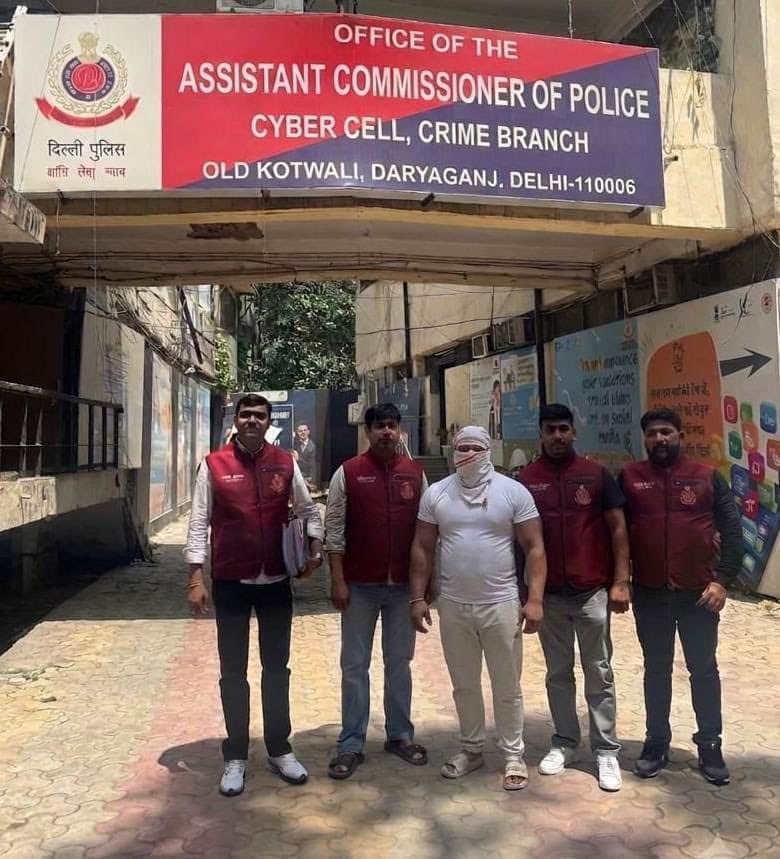 Delhi : नकली दवाइयों के अंतरराज्यीय सिंडिकेट पर दिल्ली पुलिस का बड़ा प्रहार, मास्टरमाइंड गिरफ्तार