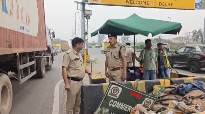 Delhi Protest : CJP प्रोटेस्ट को लेकर दिल्ली के सिंघु बॉर्डर पर भारी पुलिस तैनात